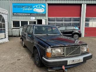 demontáž osobní automobily Volvo 265  1980