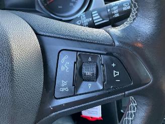 Opel Astra Sports Tourer 1.2 Turbo (96kW) picture 16