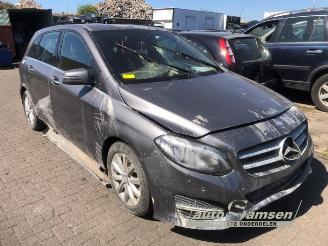 Auto da rottamare Mercedes B-klasse B (W246/W242), Hatchback, 2011 / 2018 1.6 B-180 BlueEFFICIENCY Turbo 16V 2017/3