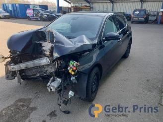 Peugeot 308 308 (L3/L8/LB/LH/LP), Hatchback 5-drs, 2013 / 2021 1.6 BlueHDi 120 picture 4