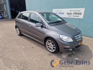 Purkuautot passenger cars Mercedes B-klasse B (W245), Hatchback, 2005 / 2011 1.5 B-160 16V 2011/6