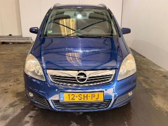 Opel Zafira 2.2 16V 7-seats Direct Ecotec MPV  Benzine 2.198cc 110kW (150pk) FWD picture 4