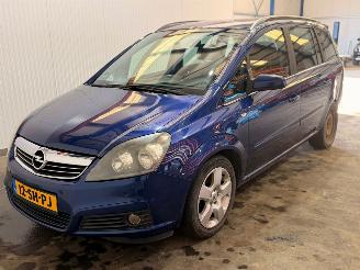 Opel Zafira 2.2 16V 7-seats Direct Ecotec MPV  Benzine 2.198cc 110kW (150pk) FWD picture 5