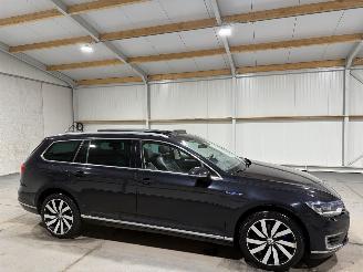 Volkswagen Passat GTE 1.4TSI 115kW HighLine Leder Panoramadak picture 2