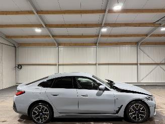 krockskadad bil auto BMW i4 eDrive40 84kWh 250kW High Executive 2023/3