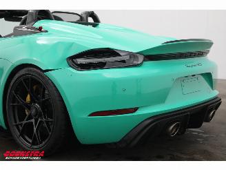 Porsche 718 Spyder RS Weissach PCCB Chrono Lift PTS 227 Lightergreen picture 15