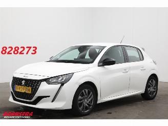damaged passenger cars Peugeot 208 1.2 PureTech Aut. Active Pack Apple/Android Navi Airco Cruise PDC 2022/5