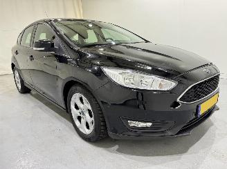 krockskadad bil auto Ford Focus HB 1.0 EcoBoost Titanium Edition 2015/10