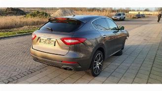 Uttjänta bilar auto Maserati Levante Levante, SUV, 2016 3.0 S Biturbo V6 24V 2016/10