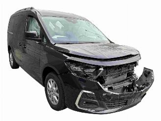 Purkuautot passenger cars Ford Tourneo Connect Titanium 2023/6