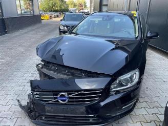 Purkuautot passenger cars Volvo V-60 V60 I (FW/GW), Combi, 2010 / 2018 2.4 D6 20V Plug-in Hybrid AWD 2015