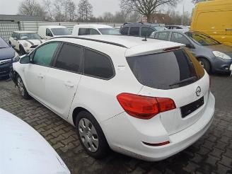 Opel Astra Astra J Sports Tourer (PD8/PE8/PF8), Combi, 2010 / 2015 1.3 CDTI 16V ecoFlex picture 4