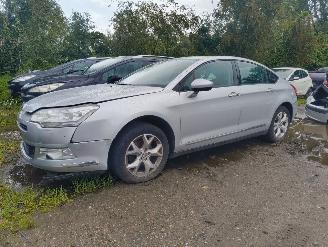 Salvage car Citroën C5 1.8 16V Business 2009/8