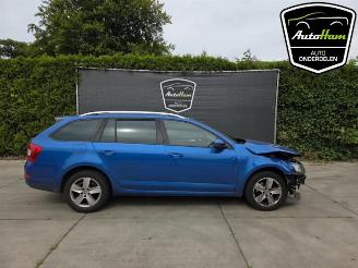 Coche siniestrado Skoda Octavia Octavia Combi (5EAC), Combi 5-drs, 2012 / 2020 1.6 TDI Greenline 16V 2014/5