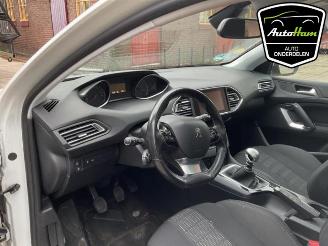 Peugeot 308 308 SW (L4/L9/LC/LJ/LR), Combi 5-drs, 2014 / 2021 1.6 BlueHDi 120 picture 15