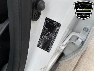 Toyota Aygo Aygo X, Hatchback, 2022 1.0 12V VVT-i picture 13