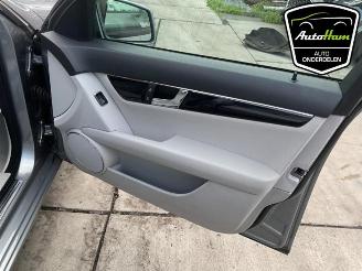 Mercedes C-klasse C (W204), Sedan, 2007 / 2014 1.8 C-180 CGI 16V picture 26