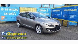 Coche siniestrado Renault Mégane Megane III Grandtour (KZ), Combi 5-drs, 2008 / 2016 1.5 dCi 110 2012/11
