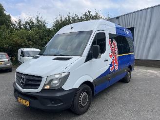 Damaged car Mercedes Sprinter 313 CDI L2/H2 KOMBI / COMBI / PERSONENBUS, PRIJS IS EXCL. BTW ! 2014/12