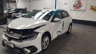 krockskadad bil auto Volkswagen Polo 1.0 TSI Style 2023/3
