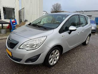 damaged passenger cars Opel Meriva Opel Meriva 1.4 Turbo Edition 2011/1