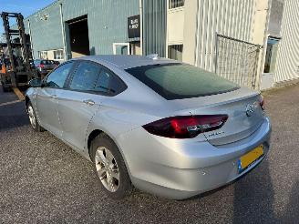 Opel Insignia Grand Sport 1.6 AUTOMAAT CDTI Business Executive picture 3