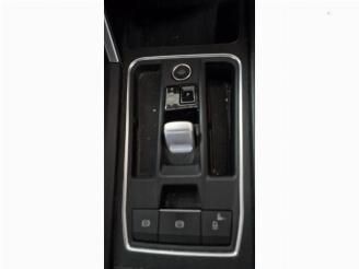 Seat Leon Leon (KLB), Hatchback 5-drs, 2019 2.0 TDI 16V picture 13