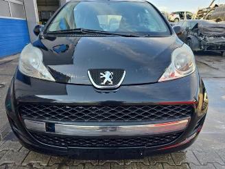 Coche siniestrado Peugeot 107 107, Hatchback, 2005 / 2014 1.0 12V 2010/9