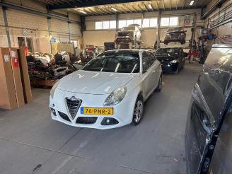 Uttjänta bilar auto Alfa Romeo Giulietta Giulietta (940), Hatchback, 2010 / 2020 1.4 TB 16V MultiAir 2011/2