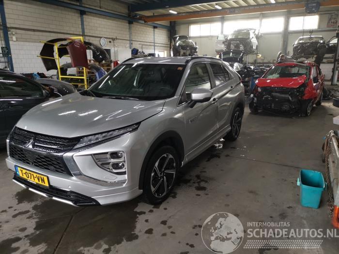 Mitsubishi Eclipse Cross Eclipse Cross (GK/GL), SUV, 2017 2.4 16V PHEV 4x4
