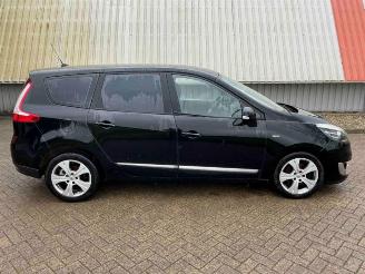 Démontage voiture Renault Scenic Scenic III (JZ), MPV, 2009 / 2016 1.6 Energy dCi 130 2012/5