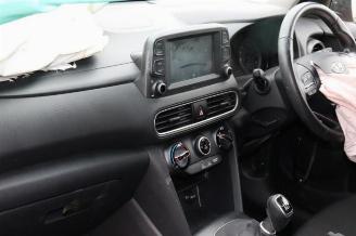 Hyundai Kona Kona (OS), SUV, 2017 / 2023 1.0 T-GDI 12V picture 9