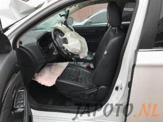 Mitsubishi Outlander Outlander (GF/GG), SUV, 2012 / 2022 2.0 16V PHEV 4x4 picture 8