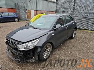 Démontage voiture Kia Rio Rio IV (YB), Hatchback, 2017 1.0i T-GDi 100 12V 2020/1