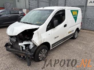 krockskadad bil auto Nissan Nv200 NV 200 (M20M), Van, 2010 1.5 dCi 90 2016/8