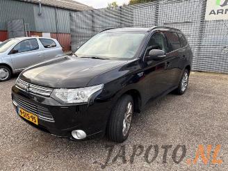 Purkuautot passenger cars Mitsubishi Outlander Outlander (GF/GG), SUV, 2012 / 2022 2.0 16V PHEV 4x4 2013/12