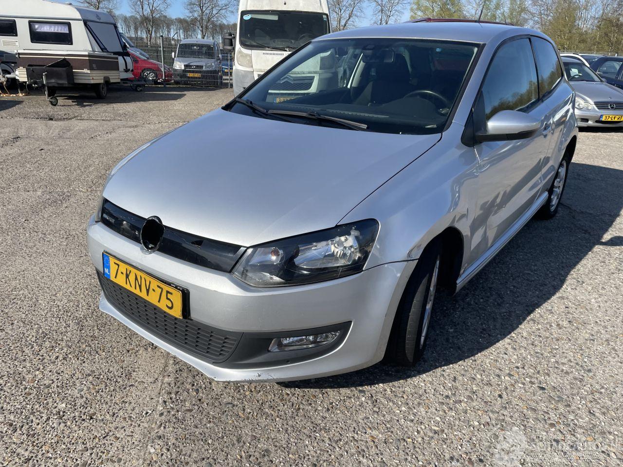 Volkswagen Polo V (6R) Hatchback 1.2 TDI 12V BlueMotion (CFWA(Euro 5))