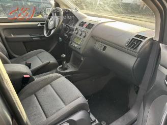 Volkswagen Touran Touran (1T1/T2), MPV, 2003 / 2010 1.6 FSI 16V picture 11