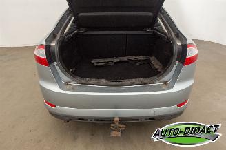 Ford Mondeo 2.0-16V Limited Clima Navi picture 32