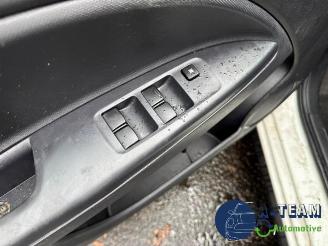 Mitsubishi Space-star Space Star (A0), Hatchback, 2012 1.0 12V picture 12