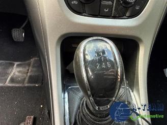 Opel Astra Astra J Sports Tourer (PD8/PE8/PF8), Combi, 2010 / 2015 1.4 Turbo 16V picture 24