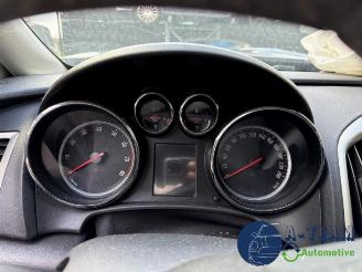 Opel Astra Astra J Sports Tourer (PD8/PE8/PF8), Combi, 2010 / 2015 1.4 Turbo 16V picture 20