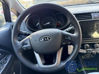 Kia Rio Rio III (UB), Hatchback, 2011 / 2017 1.2 CVVT 16V picture 15