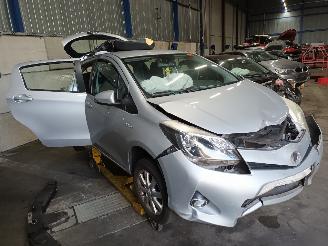 Toyota Yaris Yaris III (P13) Hatchback 1.5 16V Hybrid (1NZ-FXE) [74kW]  (03-2012/09=
-2020) picture 2