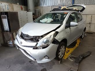 Toyota Yaris Yaris III (P13) Hatchback 1.5 16V Hybrid (1NZ-FXE) [74kW]  (03-2012/09=
-2020) picture 1