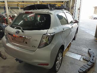 Toyota Yaris Yaris III (P13) Hatchback 1.5 16V Hybrid (1NZ-FXE) [74kW]  (03-2012/09=
-2020) picture 3