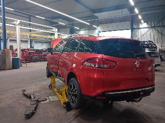 Renault Clio Clio IV Estate/Grandtour (7R) Combi 5-drs 0.9 Energy TCE 90 12V (H4B-4=
00(H4B-A4)) [66kW]  (01-2013/08-2021) picture 4