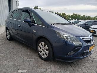 Opel Zafira Zafira Tourer (P12) MPV 1.4 Turbo 16V ecoFLEX (A14NET(Euro 5)) [88kW] =
 (10-2011/06-2014) picture 6