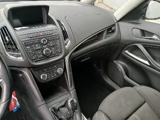 Opel Zafira Zafira Tourer (P12) MPV 1.4 Turbo 16V ecoFLEX (A14NET(Euro 5)) [88kW] =
 (10-2011/06-2014) picture 17