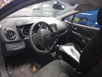 Renault Clio Clio IV (5R) Hatchback 5-drs 1.5 Energy dCi 90 FAP (K9K-608(K9K-B6)) [=
66kW]  (11-2012/08-2021) picture 5